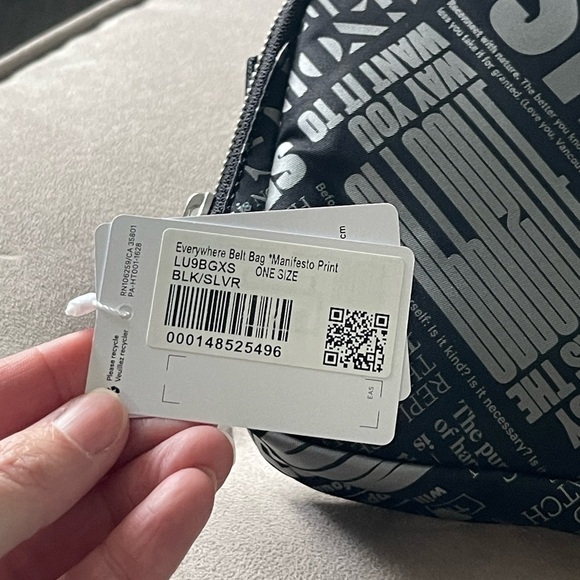 NEW Lululemon Unisex 1L Manifesto Everywhere Belt Bag Sling Bag Grey Fanny Pack - Picture 6 of 9